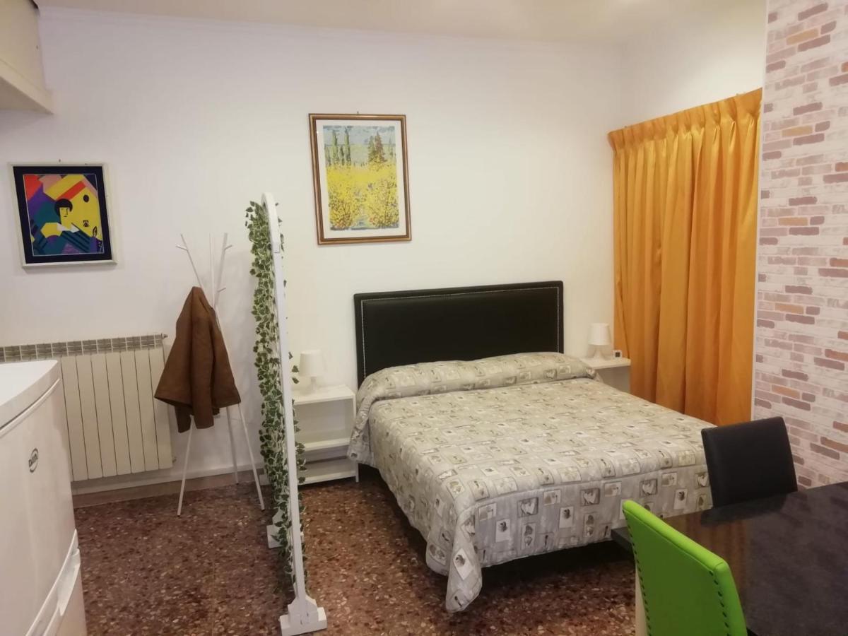 Apartment Urbino 33 Rome Exterior photo