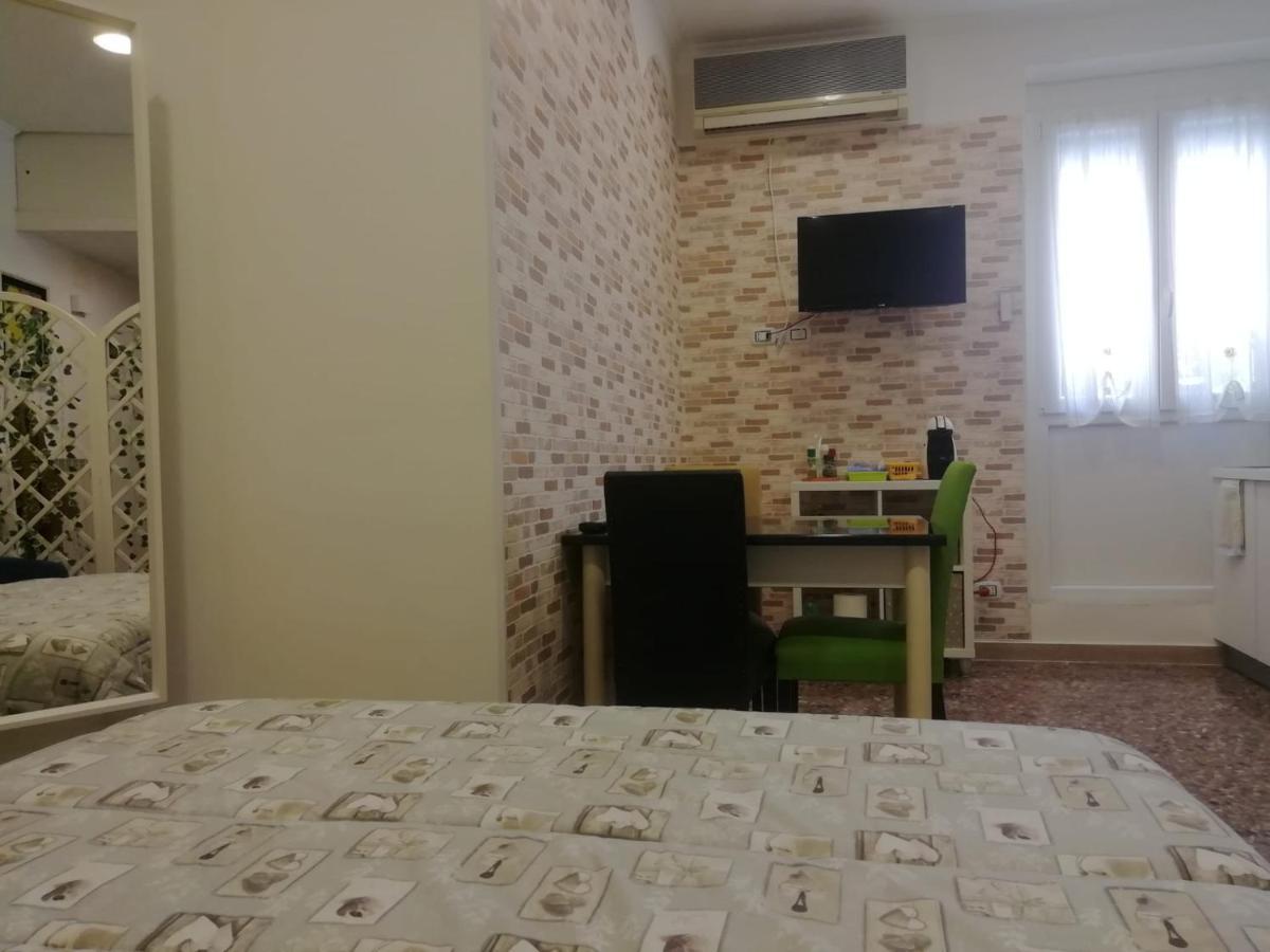 Apartment Urbino 33 Rome Exterior photo